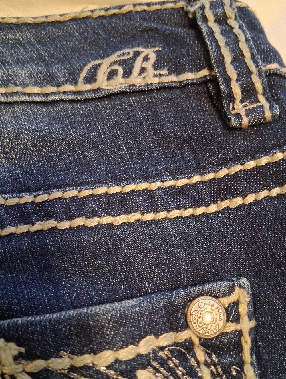 Code Bleu Andrea Women Bootcut Dark Wash Jeans Pant Sz10PR Embroidered - Picture 12 of 15